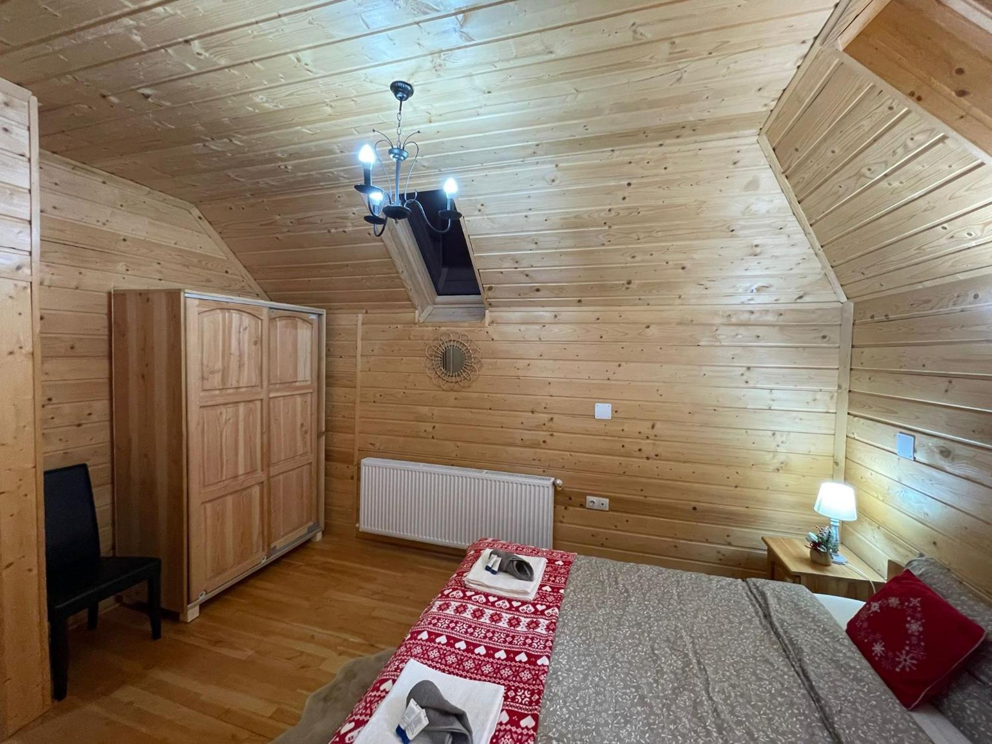 Casa Tudor Padis Luaran gambar